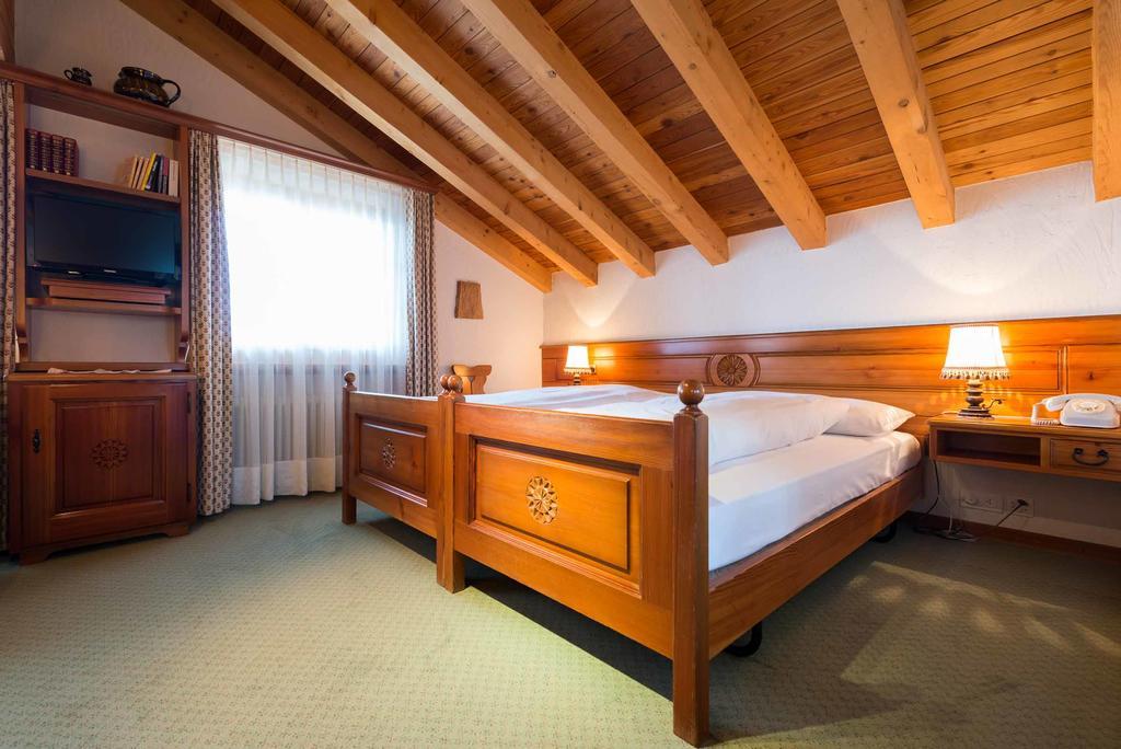 Swiss Chalet-Style Hotel Walliser Spycher Riederalp Exterior foto